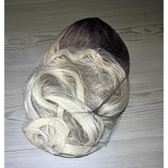 26in Brown to Blonde Wavy Wig – New Ombre Long Hairpiece – Never Worn main image 5